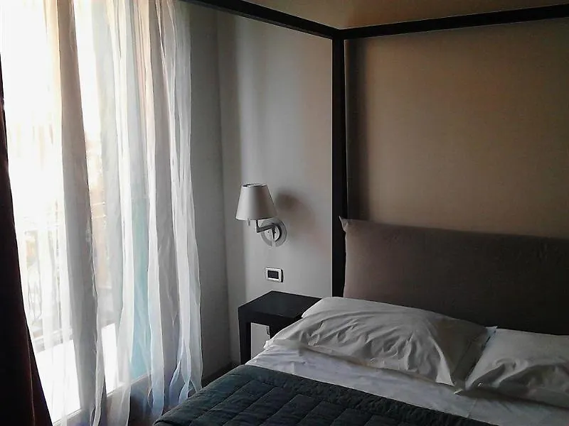 Hotel Del Porto Torri Del Benaco