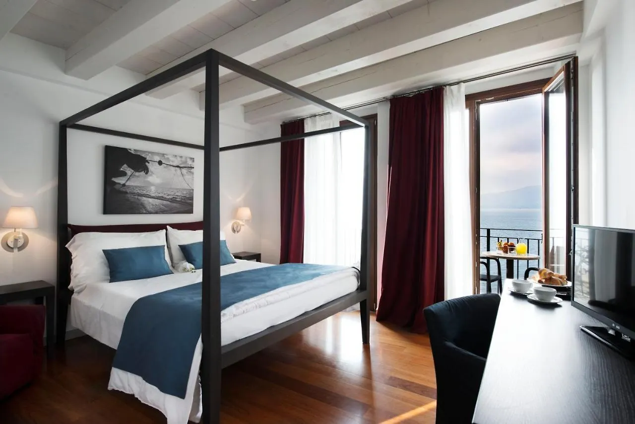 ****  Hotel Del Porto Torri Del Benaco Italien